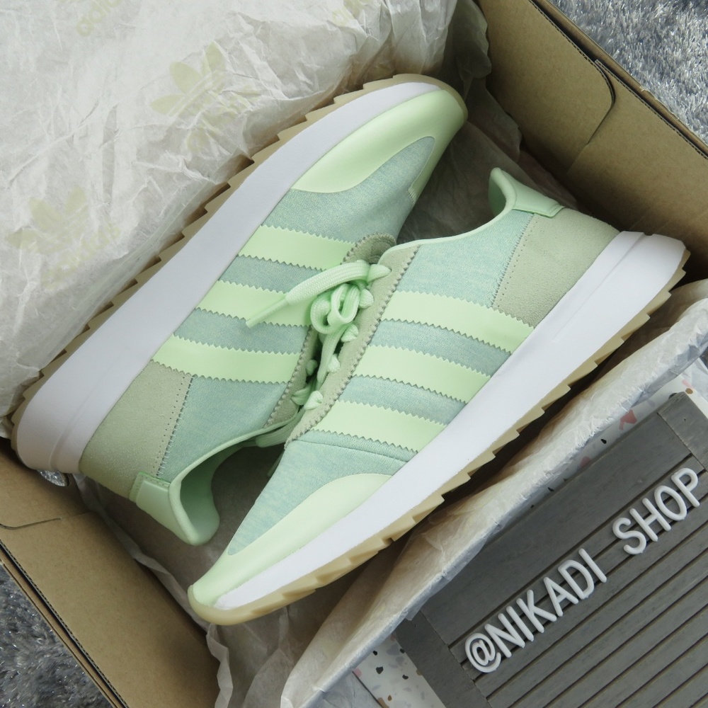 Adidas Original Runner Sneakers - Picture 2 of 6